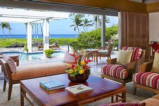 Luxury Bungalows at the Mauna Lani Bay Hotel