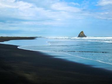 Best Black Sand Beaches in the World: Karekare Beach, New Zealand