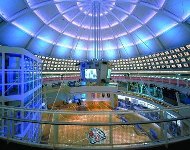 The Naismith Memorial Basketball Hall of Fame (1 hour 45 minutes)