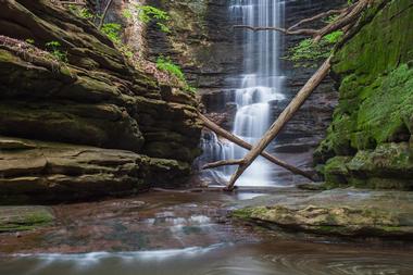 Starved Rock State Park (1 hour 35 min)