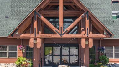 Weekend Getaways in Minnesota: Grand Ely Lodge Resort