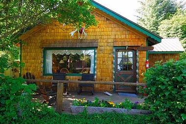 Kachemak Bay Wilderness Lodge