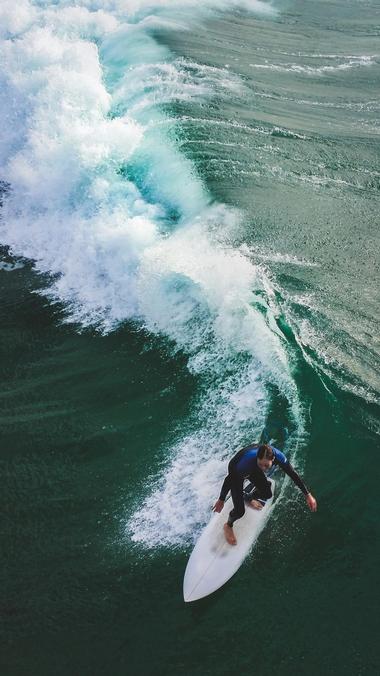 Things to Do in Manhattan Beach, CA: One Wave Surf
