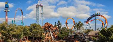 Knott's Berry Farm (1 hour Day Trip from Los Angeles)