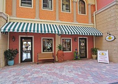 Things to Do in Cape Coral: Harbour View Gallery
