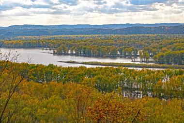 State Parks in Wisconsin: Nelson Dewey State Park
